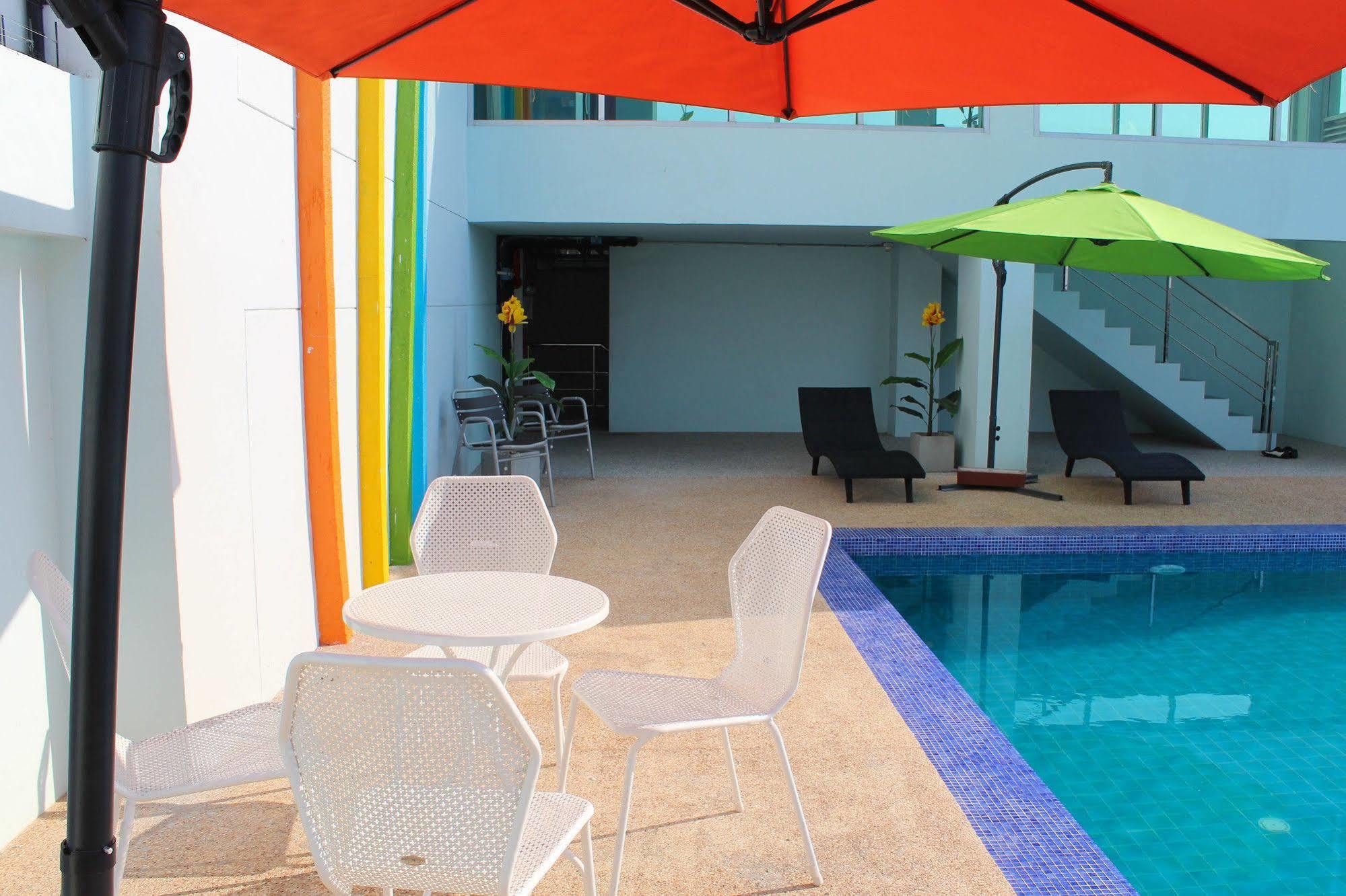 42C The Chic Hotel Nakhon Sawan Exteriér fotografie